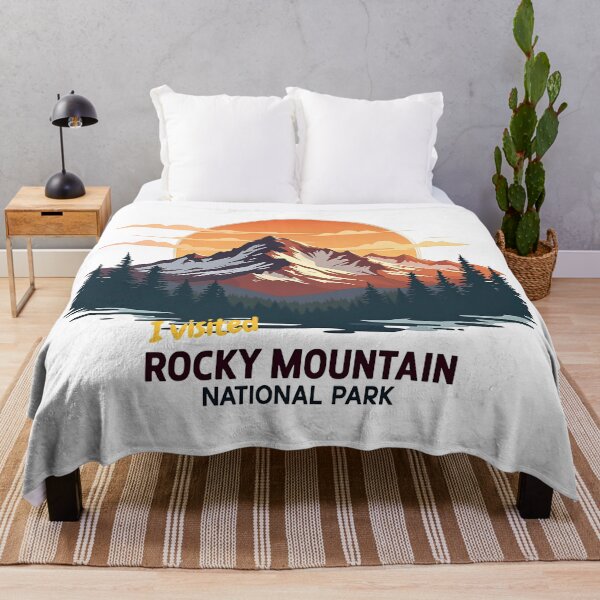 Artikelvorschau, Rocky Mountain Nationalpark Retro Sonnenuntergang Design entworfen und verkauft von tarzbol.