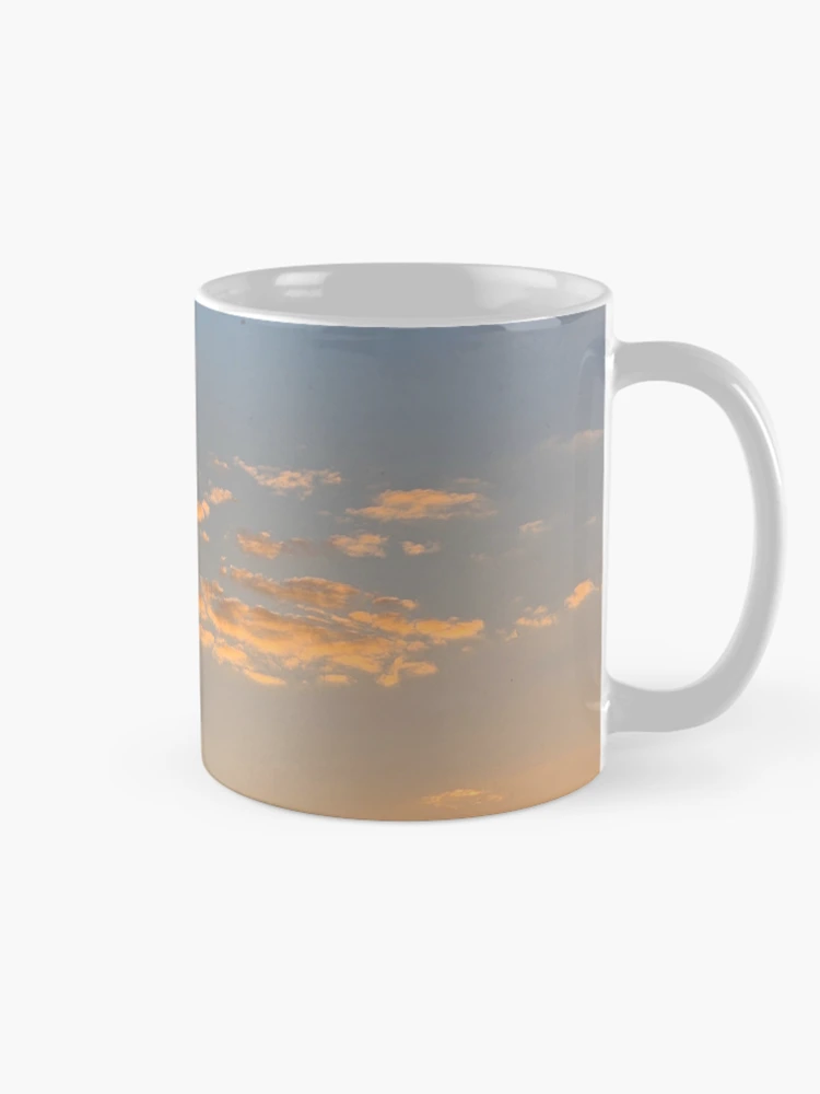 Aperçu 3 sur 6. Mug à café avec l'œuvre Encore créée et vendue par RudyYoder.