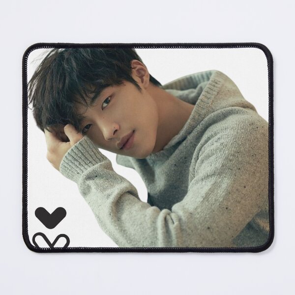 Item preview, Saranghae 우도 환 Woo Do Hwan designed and sold by K-Oppa America.