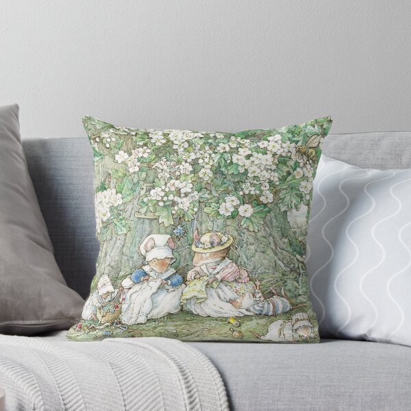 Artikel-Vorschau von Brambly Hedge - Weißdornblüte und Babys, designt und verkauft von BramblyHedge.