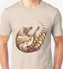 Pangolin, der die Mandoline spielt Slim Fit T-Shirt