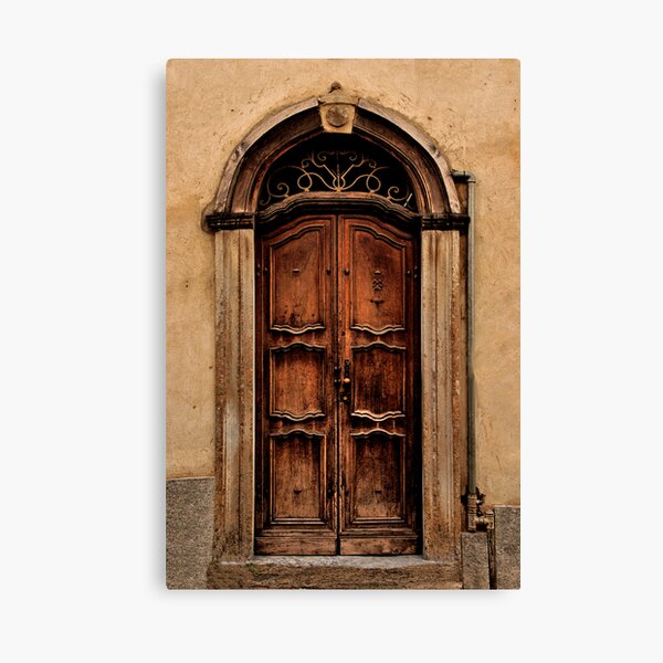 Italian Door Bra Cuneo Canvas Print