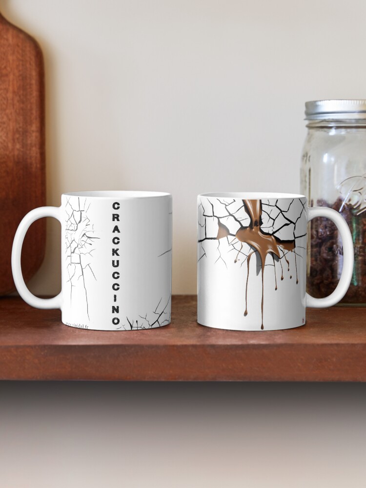 Aperçu 2 sur 6. Mug à café avec l'œuvre CRACKUCCINO créée et vendue par Vinidal.