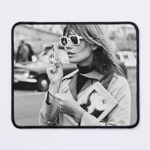 Artikelvorschau, Francoise Hardy Modefotografie - Vogue-Fotoshooting in Schwarz-Weiß entworfen und verkauft von HoneymoonHotel.