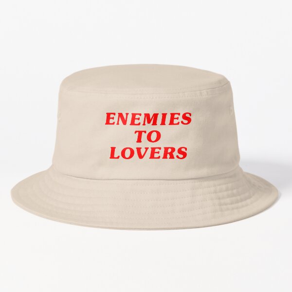 Artikel-Vorschau von ENEMIES TO LOVERS | Booktok Shirt, designt und verkauft von alocadastark.