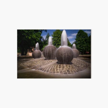 Artikel-Vorschau von Brunnen im Park Langzeitbelichtung , designt und verkauft von tommyb87.