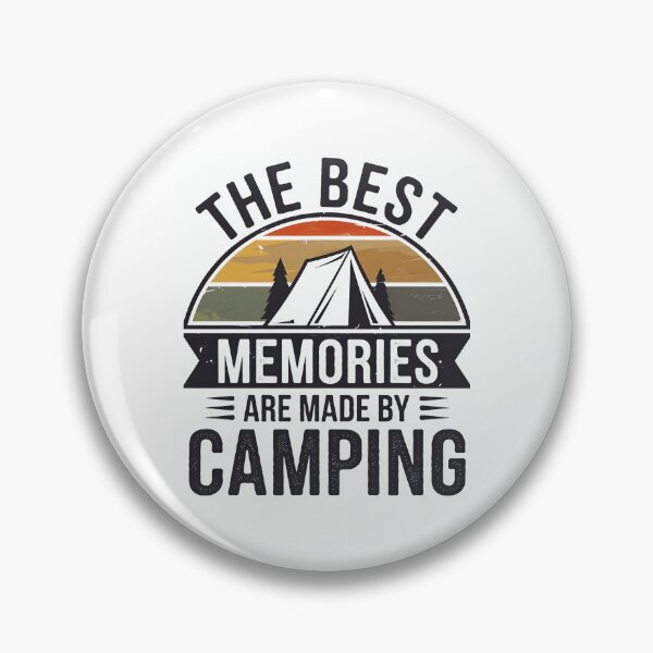 Artikelvorschau, die besten Erinnerungen entstehen beim Campen Lagerfeuer Abenteuer Outdoor Camper Lustiger Berg entworfen und verkauft von luannsemmsobre.