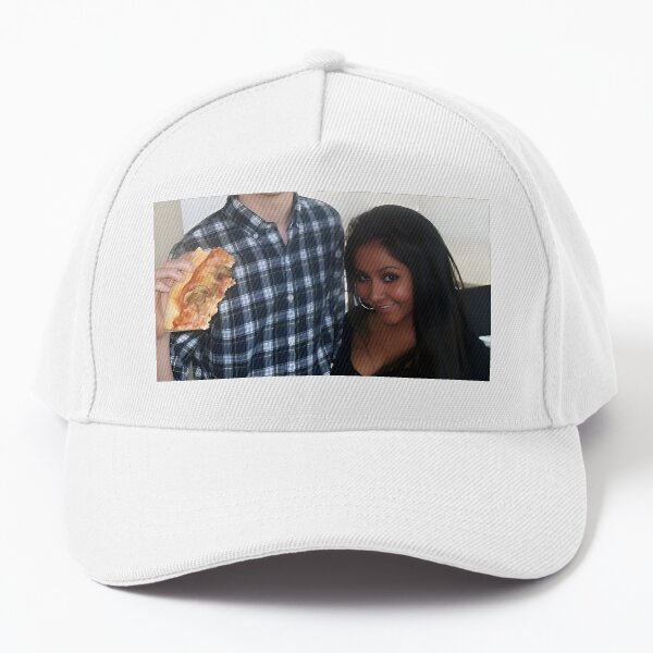 Artikel-Vorschau von Snooki mit Michael Cera, designt und verkauft von fandomtshirtss.