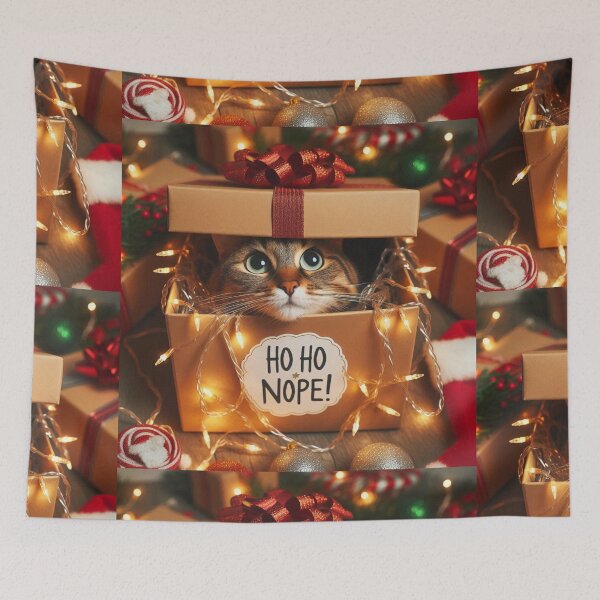 Artikelvorschau, Katze in Weihnachtschachtel entworfen und verkauft von DesignFreaks7.