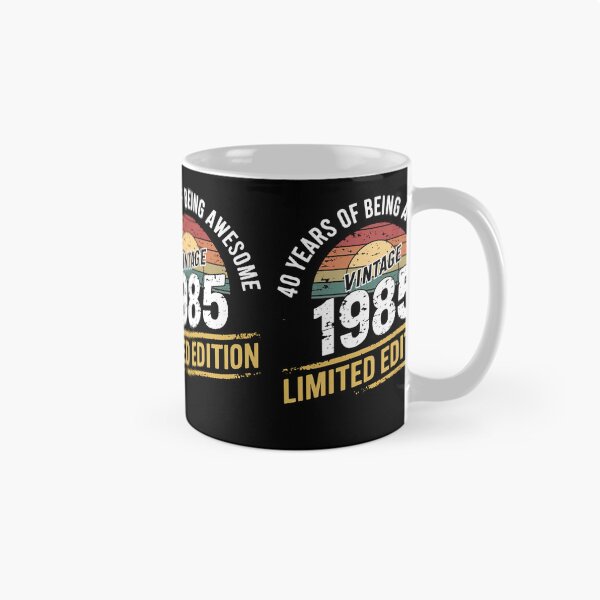 Aperçu de l'œuvre Édition limitée vintage 1985 40 ans de génie créée et vendue par Hananiah Merch.