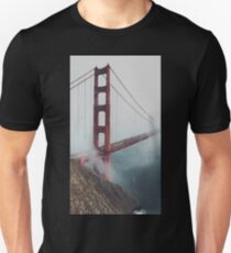 Golden Gate Bridge Unisex T-Shirt