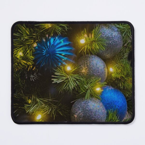 Artikelvorschau, Weihnachtskugeln (blau und silber) entworfen und verkauft von FallenTrickster.