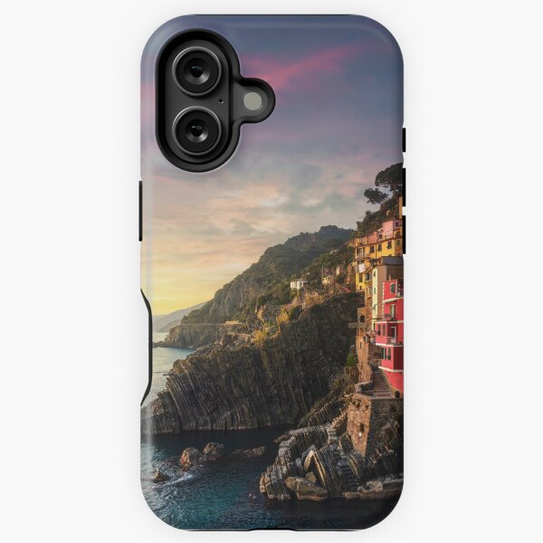 Aperçu de l'œuvre Vue du village de Riomaggiore au coucher du soleil, Cinque Terre créée et vendue par Stefano Orazzini.