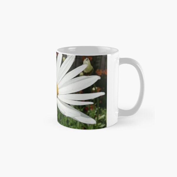 Item preview, A giant daisy designed and sold by smileatthescene.