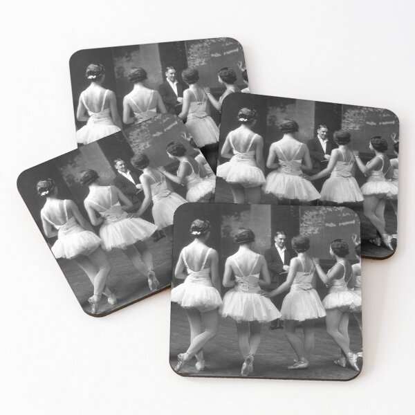 Artikelvorschau, Ballett Schwanensee Ballettprobe in der Pariser Opéra - Schwarz-Weiß-Fotografie entworfen und verkauft von HoneymoonHotel.