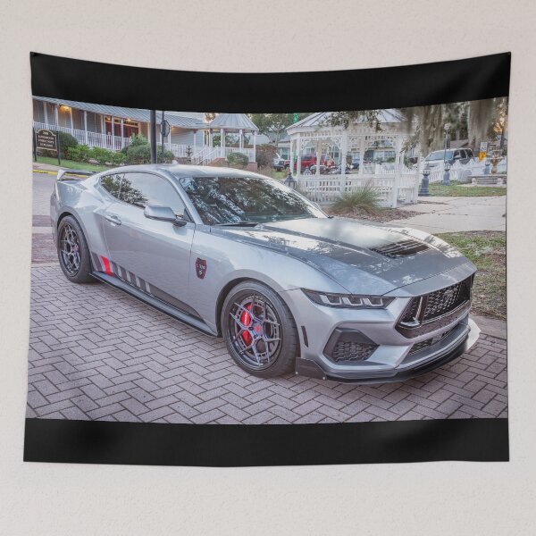 Artikelvorschau, 2024 Silberner Ford Mustang Premium VMP X110 entworfen und verkauft von RichFrancoCars.