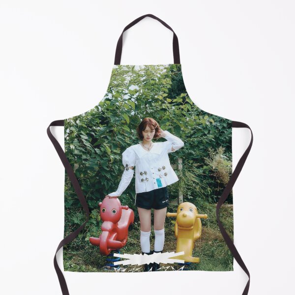 Item preview, El Sserafim CHAEWON CRAZY 1 800 caliente y divertido CRAZIER FEARNOT designed and sold by Valereekmerch.