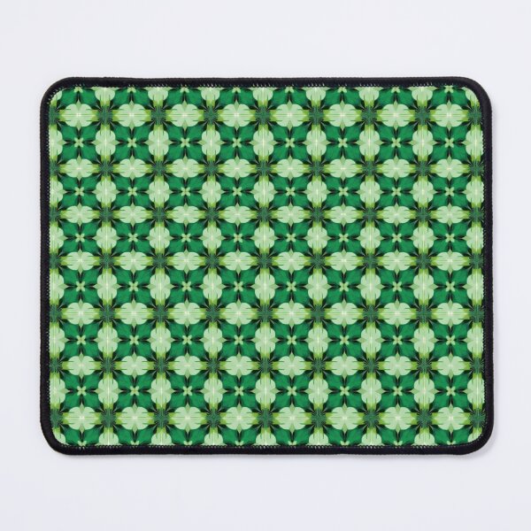 Aperçu de l'œuvre Motif de carreaux à fleurs vertes, sauge et noires créée et vendue par PlatypusDesign.