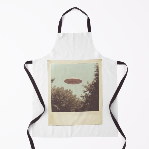 Artikelvorschau, Ufo Polaroid Foto entworfen und verkauft von HardysHouse.