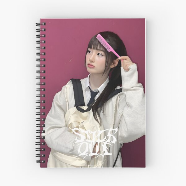 Artikelvorschau, NMIXX SULLYOON NMIXX SIEH, DASS NMIXX HERAUSSTECHEN LIEBE IST EINSAM NSANTWORT entworfen und verkauft von Valereekmerch.