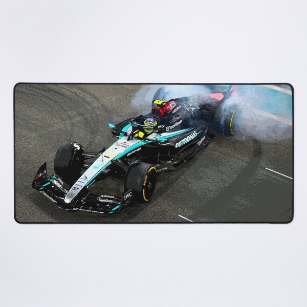Aperçu de l'œuvre Lewis Hamilton fait ses derniers donuts après avoir terminé le Grand Prix d'Abou Dhabi 2024 créée et vendue par Rodissimus1984.