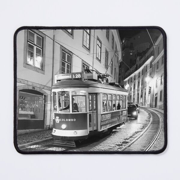 Aperçu de l'œuvre Tramway de Lisbonne créée et vendue par PineSunStudio.