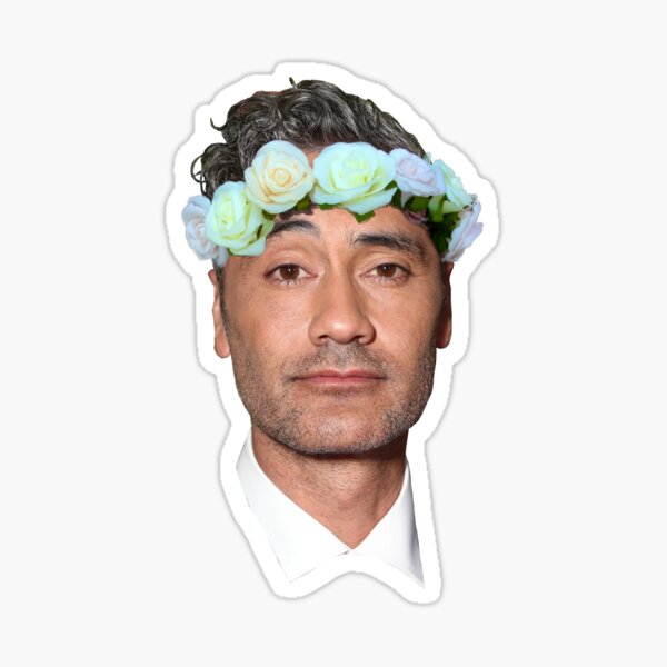 Aperçu de l'œuvre Couronne de fleurs Taika Waititi créée et vendue par hannahvb2.