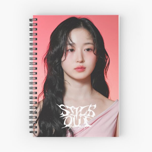 Artikelvorschau, NMIXX HAEWON NMIXX SIEH, DASS NMIXX HERAUSSTEHT LIEBE IST EINSAM NSANTWORT entworfen und verkauft von Valereekmerch.