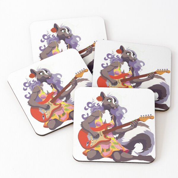 Artikelvorschau, Drachenfrucht-Enthusiastin, Gitarre spielende Stinktierfrau entworfen und verkauft von KlakkDrawsStuff.