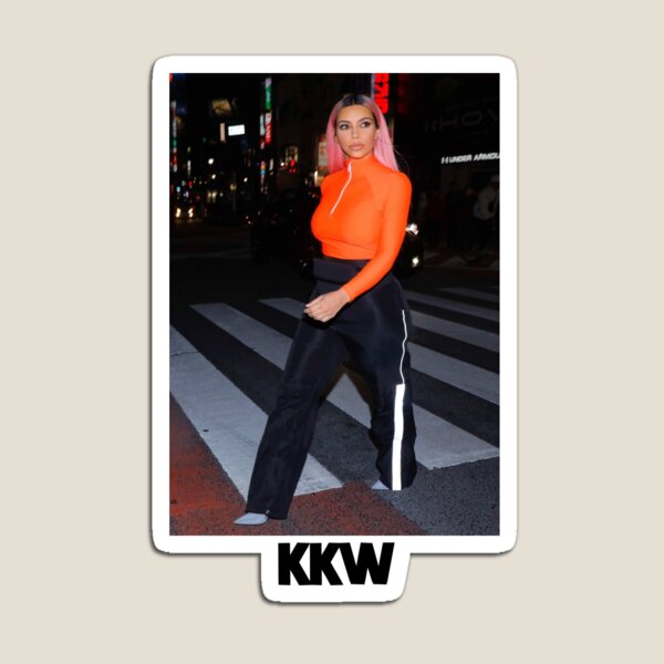 Aperçu de l'œuvre Kim Kardashian KKW 6 créée et vendue par scultura.