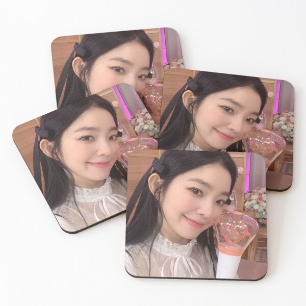 Artikelvorschau, RED VELVET IRENE WIE EINE BLUME SÜSSE TRÄUME RED VELVET COSMIC REVELUV entworfen und verkauft von Valereekmerch.