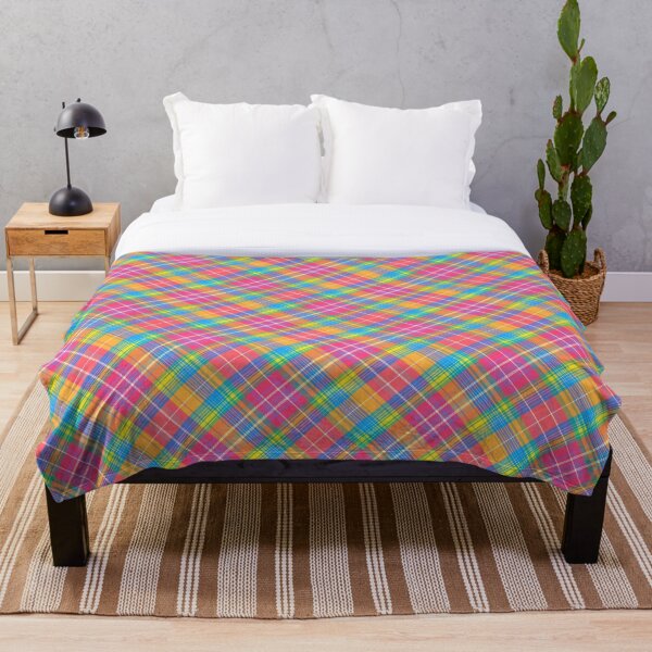 Aperçu de l'œuvre Plaid rose fluo, vert citron, bleu, orange et jaune - diagonal créée et vendue par PlatypusDesign.