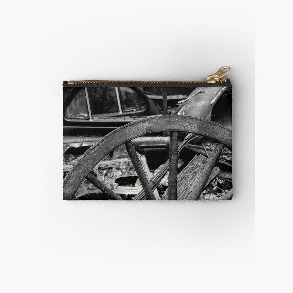Item preview, 26.11.2024: Old Car Parts designed and sold by Petri Volanen.