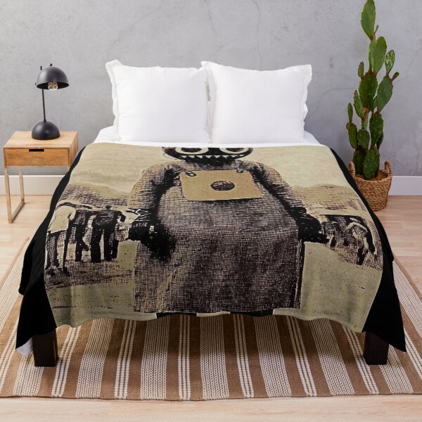 Item preview, La inquietante presencia de Benzel en un carnaval retro designed and sold by landletsy.