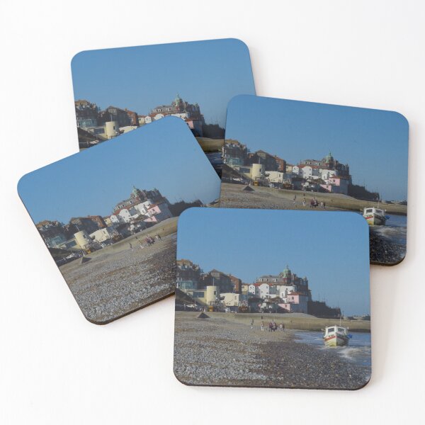 Artikelvorschau, Der Strand und die Kirche, Cromer, Norfolk entworfen und verkauft von wiggyofipswich.
