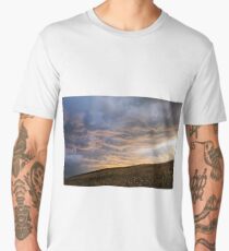 background of the sky with clouds at sunset with ground Men's Premium T-Shirt