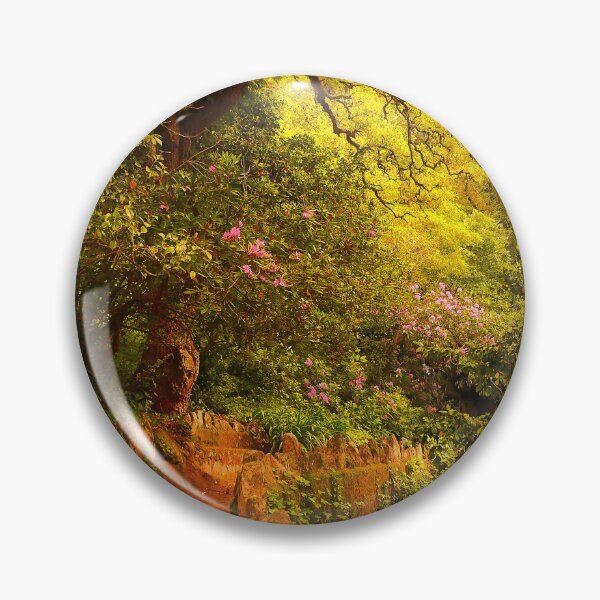 Artikelvorschau, Monserrate. Auf der Suche nach der Quelle der Liebe ... entworfen und verkauft von Tereza Pilar Art.