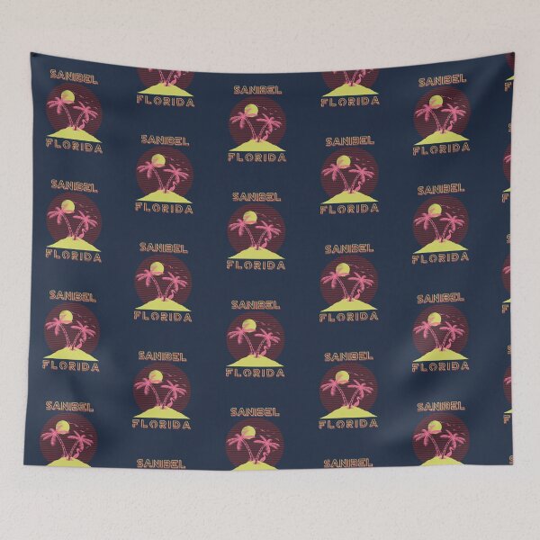 Artikelvorschau, Sanibel Island, Florida, Flamingo, Möwen, Strand, Ferienhaus, Geschenk entworfen und verkauft von tshirtart2024.