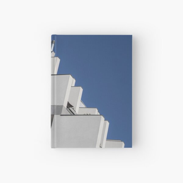 Artikel-Vorschau von Moderne geometrische Fassade unter klarem Himmel, designt und verkauft von gedsonsilva.