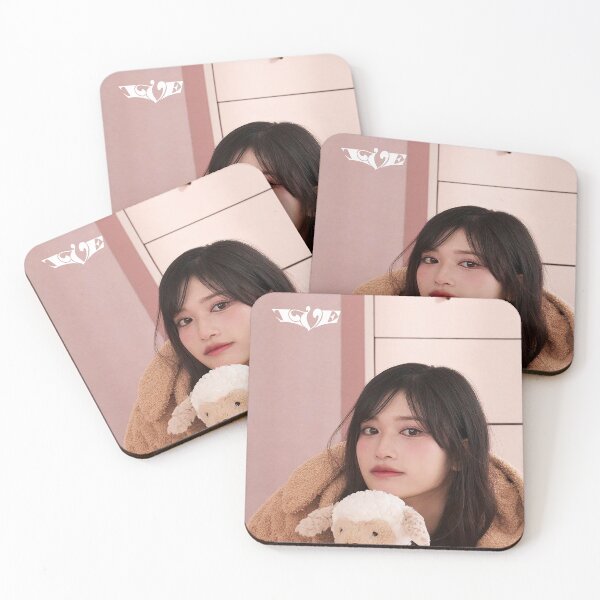 Aperçu de l'œuvre IVE SUPERNOVA LOVE IVE LEESEO ACCENDIO HEYA PLONGEZ créée et vendue par Valereekmerch.