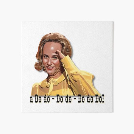 Artikel-Vorschau von Dooneese Charakter T-Shirt | Lustiges SNL Sketch Comedy Design | Kristen Wiig Tiny Hands Charakter Shirt, designt und verkauft von MerchMaid1981.