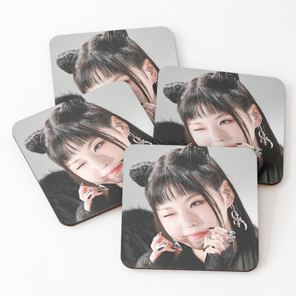 Artikelvorschau, NMIXX JIWOO NMIXX SIEH, DASS NMIXX HERAUSSTEHT LIEBE IST EINSAM NSANTWORT entworfen und verkauft von Valereekmerch.
