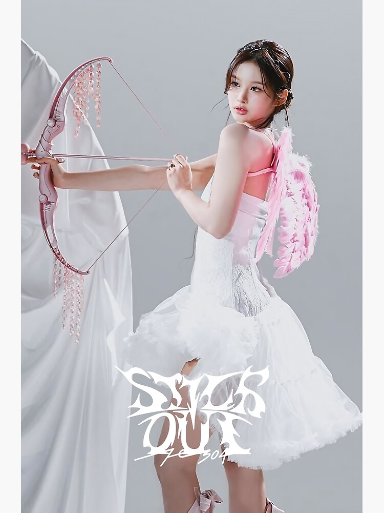 NMIXX SULLYOON NMIXX SEE THAT NMIXX STICK OUT LOVE IS LONELY NSWER