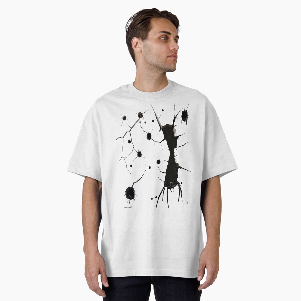 Aperçu de l'œuvre T-shirt oversize créée et vendue par Vinidal.