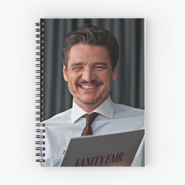 Artikelvorschau, Pedro Pascal lächelt entworfen und verkauft von pascaldiaz.