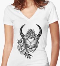Queen Women's Fitted V-Neck T-Shirt