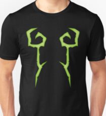 Sei ein Dämon (Jäger) Slim Fit T-Shirt