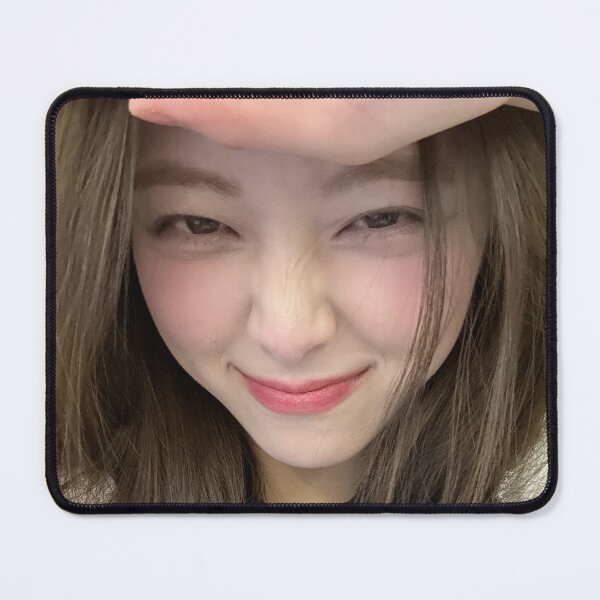 Item preview, ITZY GOLD IMAGINARY FRIEND YUNA MIDZY designed and sold by Valereekmerch.