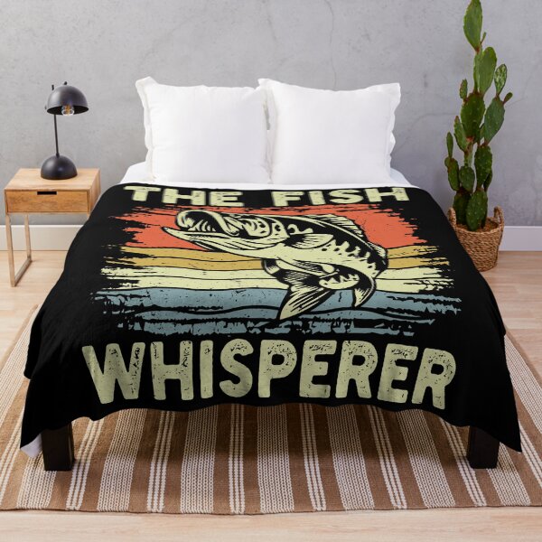 Artikelvorschau, Der Fischflüsterer Retro Angeln entworfen und verkauft von PrintCrafting.