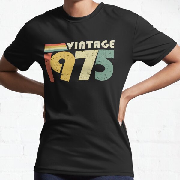 Aperçu de l'œuvre Cadeau vintage 1975, 50e anniversaire, design vieilli créée et vendue par RicardoTito.